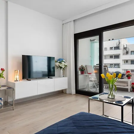 Casa De Tulipanes * Estepona