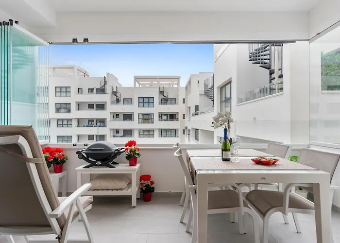 Casa De Tulipanes Эстепона